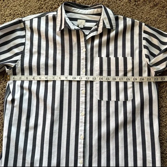 Black & White Vertical Striped Long Sleeved Blouse Top Tunic Sz S “Oversized” - Picture 4 of 13